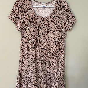 Super cute blush pink cheetah dress